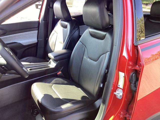 2023 Jeep Compass COMPASS LATITUDE LUX 4X4
