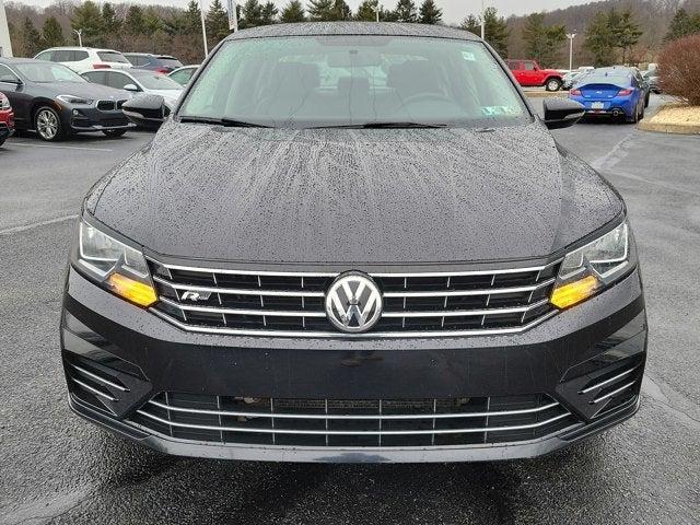 2017 Volkswagen Passat 1.8T R-Line