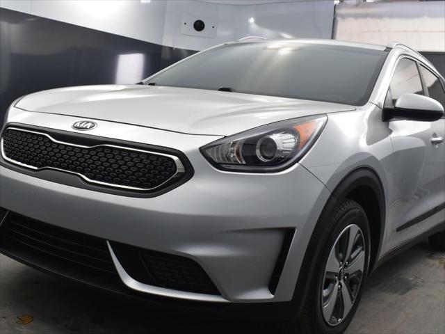 2019 Kia Niro LX 2019 Kia Niro LX