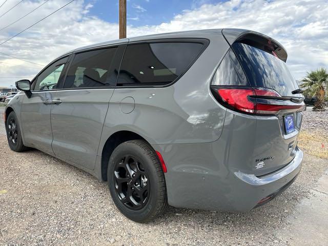 2023 Chrysler Pacifica Plug-In Hybrid PACIFICA PLUG-IN HYBRID TOURING L