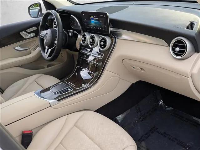 2022 Mercedes-Benz GLC SUV