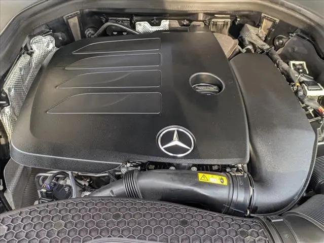 2022 Mercedes-Benz GLC SUV
