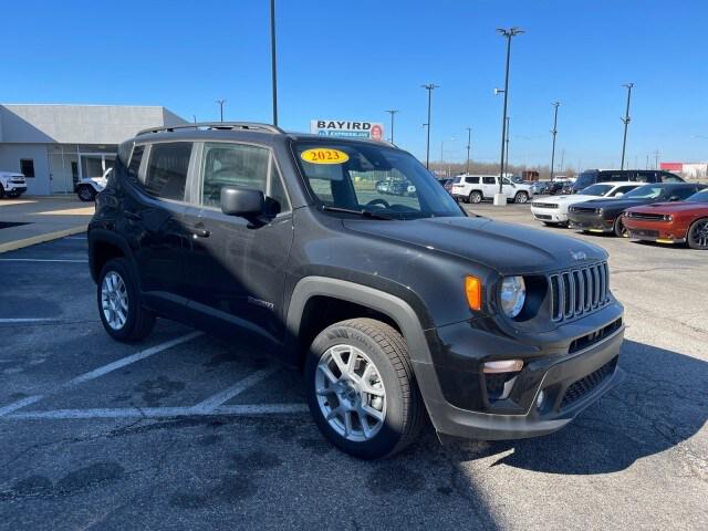 2023 Jeep Renegade RENEGADE LATITUDE 4X4