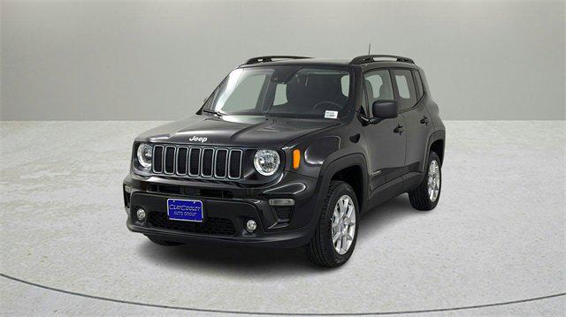 2023 Jeep Renegade RENEGADE LATITUDE 4X4