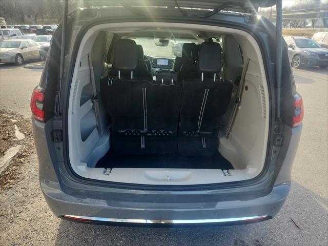 2023 Chrysler Pacifica PACIFICA TOURING L