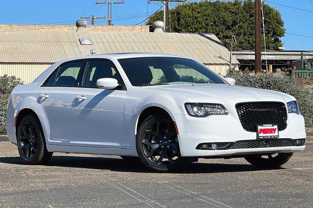 2023 Chrysler 300 300S
