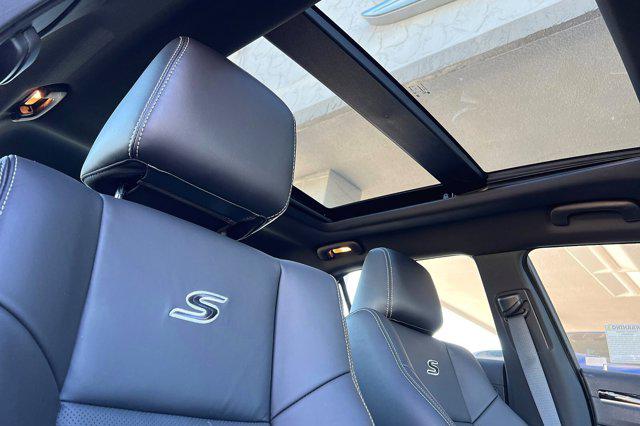 2023 Chrysler 300 300S