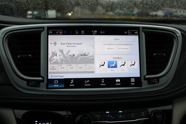2023 Chrysler Pacifica PACIFICA TOURING L