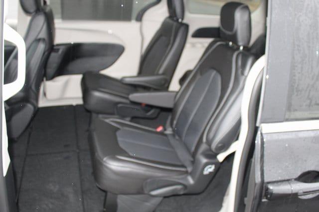 2023 Chrysler Pacifica PACIFICA TOURING L