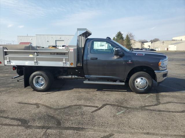 2023 RAM Ram 3500 Chassis Cab RAM 3500 TRADESMAN CHASSIS REGULAR CAB 4X4 60 CA