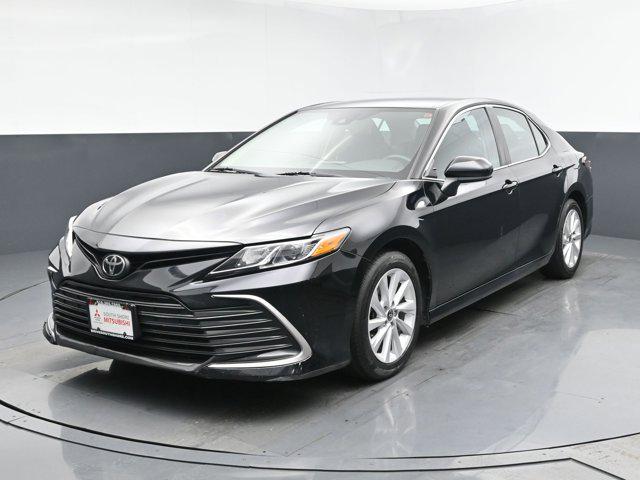 2021 Toyota Camry LE for sale in Freeport, NY