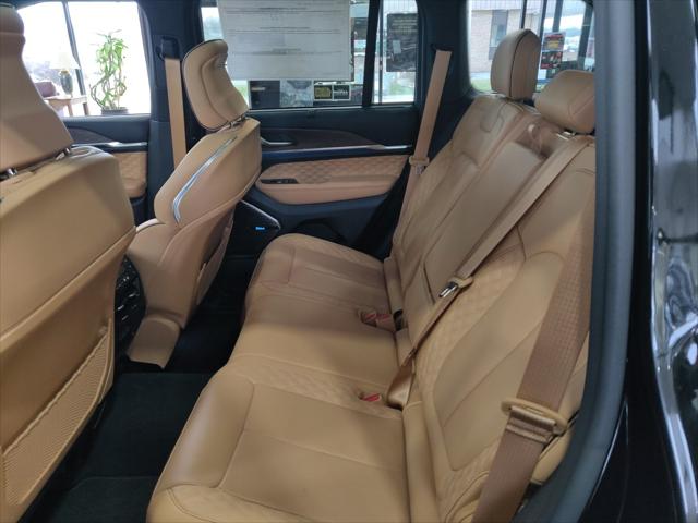 2023 Jeep Grand Cherokee GRAND CHEROKEE SUMMIT 4X4