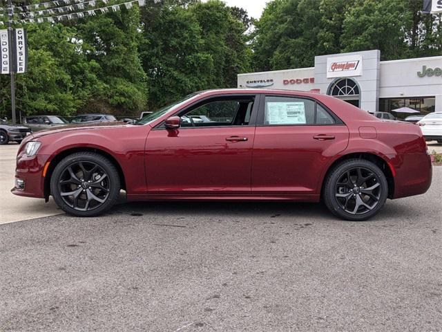 2023 Chrysler Chrysler 300 300 TOURING L RWD