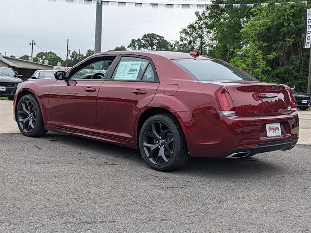 2023 Chrysler Chrysler 300 300 TOURING L RWD