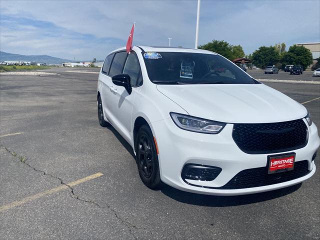 2023 Chrysler Pacifica Plug-In Hybrid PACIFICA PLUG-IN HYBRID LIMITED