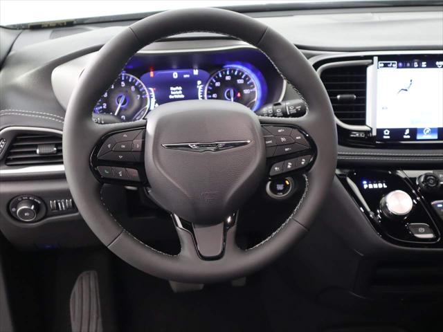 2023 Chrysler Pacifica PACIFICA TOURING L