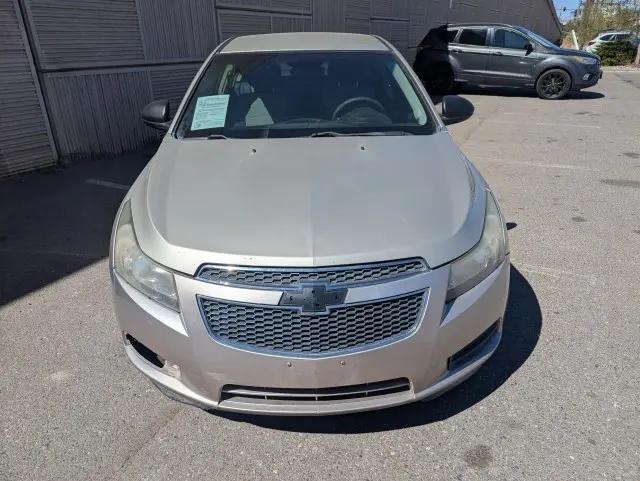 2013 Chevrolet Cruze LS Auto