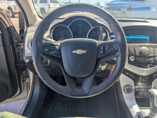 2013 Chevrolet Cruze LS Auto
