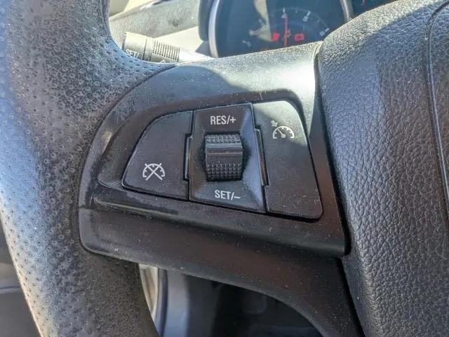 2013 Chevrolet Cruze LS Auto