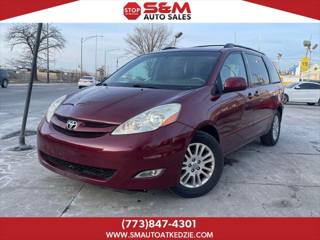 2008 Toyota Sienna XLE for sale near Chicago, IL