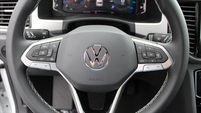 2023 Volkswagen Atlas 3.6L V6 SE w/Technology