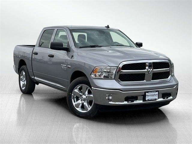 2023 RAM Ram 1500 Classic RAM 1500 CLASSIC TRADESMAN CREW CAB 4X4 57 BOX