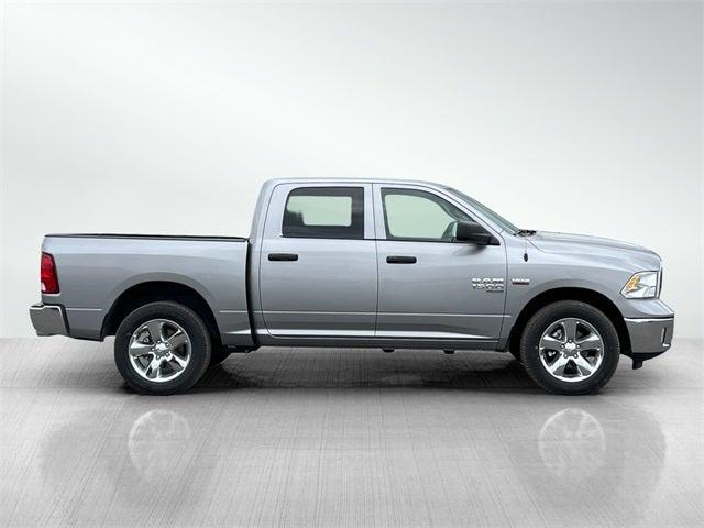 2023 RAM Ram 1500 Classic RAM 1500 CLASSIC TRADESMAN CREW CAB 4X4 57 BOX