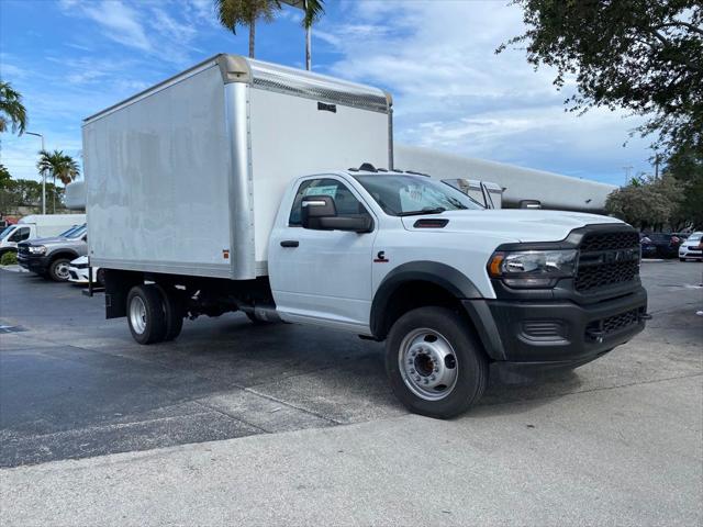 2023 RAM Ram 5500 Chassis Cab RAM 5500 TRADESMAN CHASSIS REGULAR CAB 4X4 108 CA