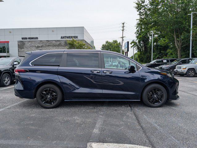 2022 Toyota Sienna XLE