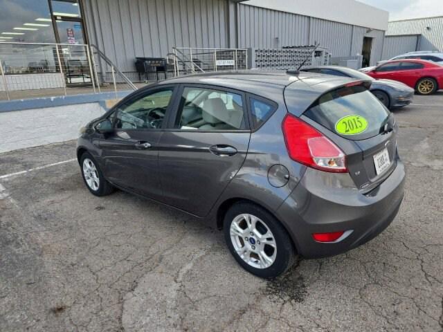 2015 Ford Fiesta SE 2015 Ford Fiesta SE