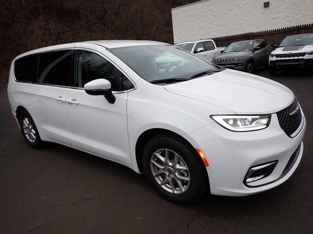 2023 Chrysler Pacifica PACIFICA TOURING L