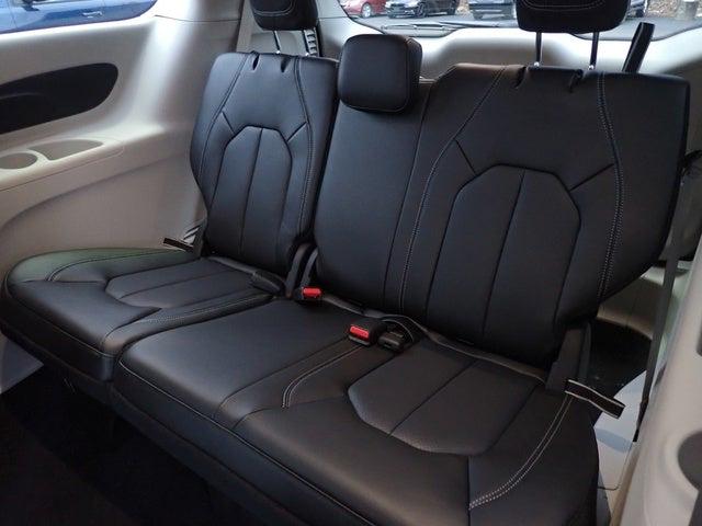 2023 Chrysler Pacifica PACIFICA TOURING L
