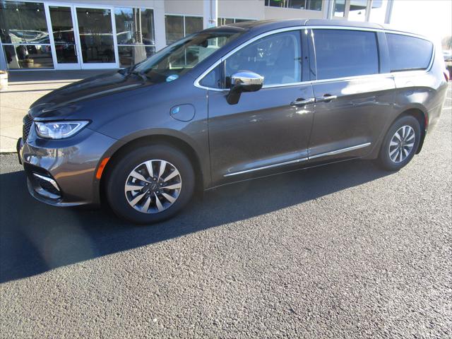 2023 Chrysler Pacifica Plug-In Hybrid PACIFICA PLUG-IN HYBRID LIMITED