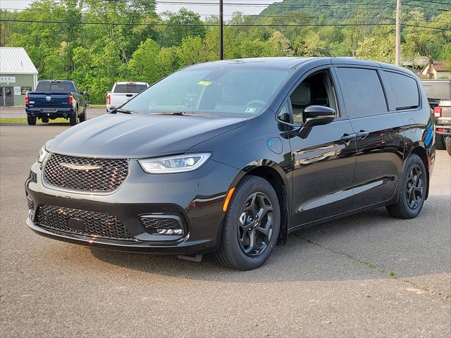 2023 Chrysler Pacifica Hybrid PACIFICA PLUG-IN HYBRID LIMITED