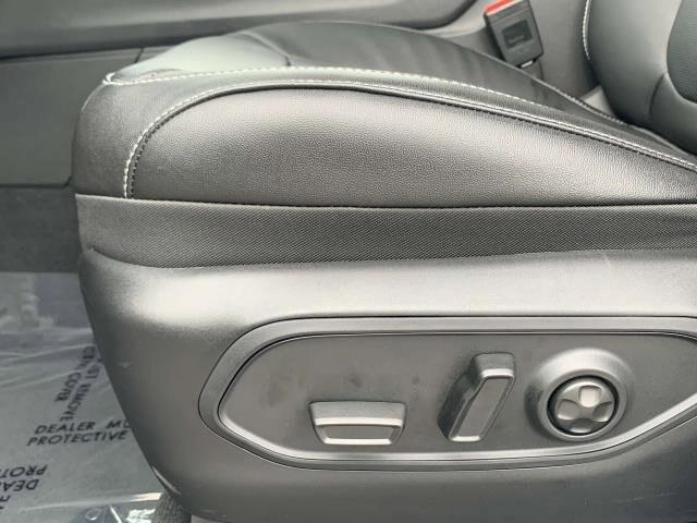 2023 Jeep Grand Cherokee GRAND CHEROKEE LIMITED 4X4