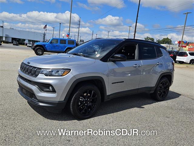 2022 Jeep Compass Altitude FWD