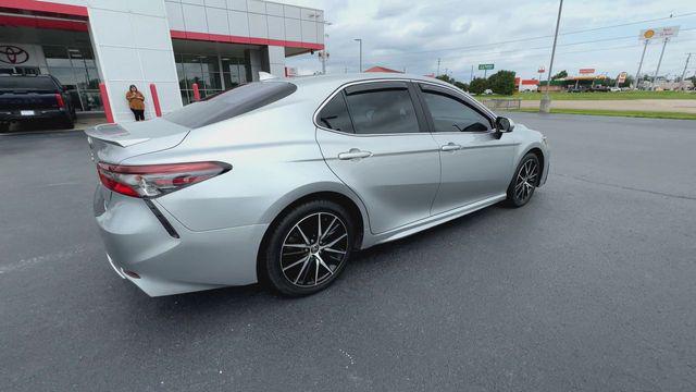 2021 Toyota Camry SE