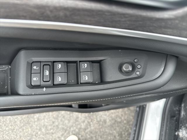 2023 Jeep Grand Cherokee GRAND CHEROKEE L LIMITED 4X4