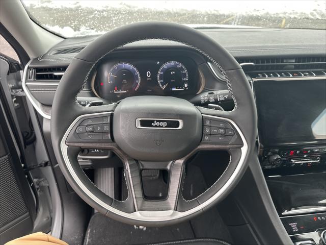 2023 Jeep Grand Cherokee GRAND CHEROKEE L LIMITED 4X4