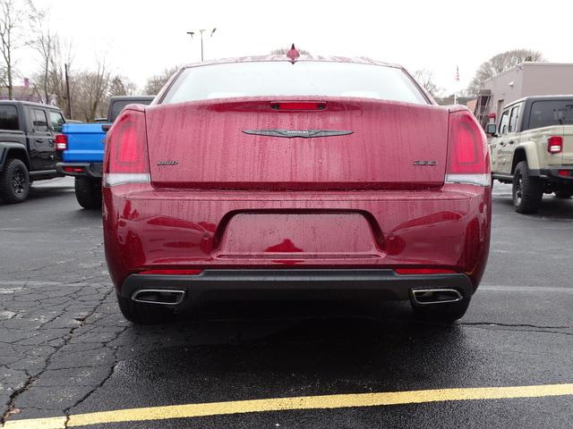 2023 Chrysler Chrysler 300 300 TOURING L AWD 2023 Chrysler Chrysler 300 300 TOURING L AWD
