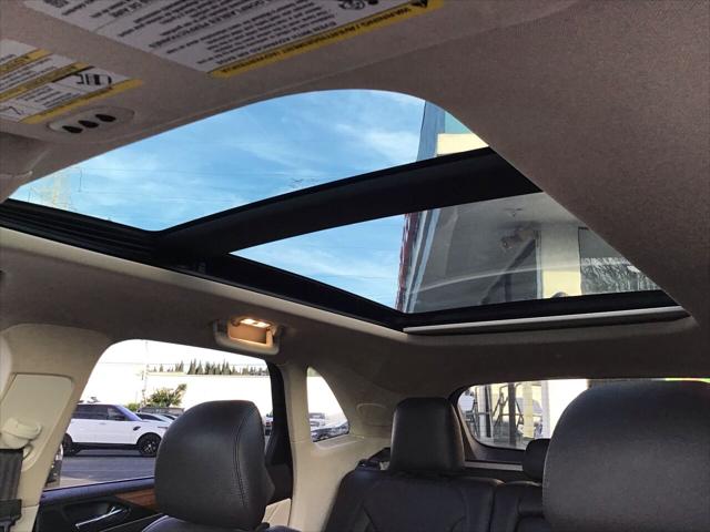 2015 Lincoln MKC AWD 4dr