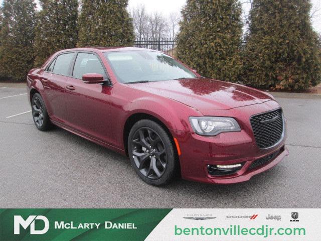 2023 Chrysler Chrysler 300 300 TOURING L RWD