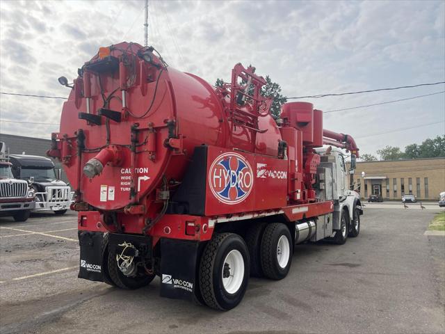 2013 Sterling 4800 Hydrovac Truck