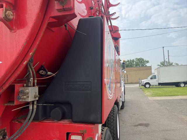 2013 Sterling 4800 Hydrovac Truck