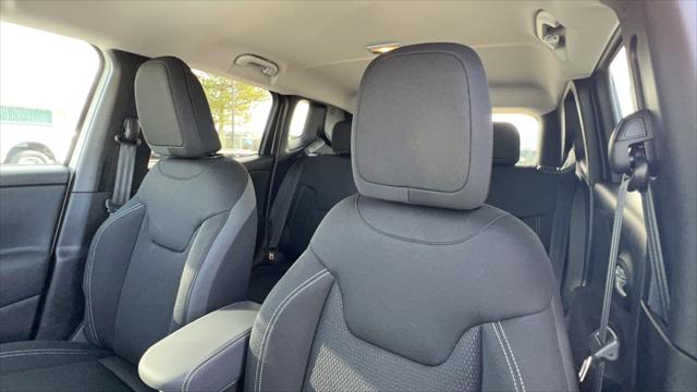 2023 Jeep Renegade RENEGADE ALTITUDE 4X4