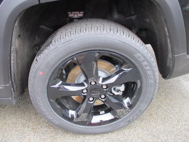 2023 Jeep Grand Cherokee GRAND CHEROKEE L ALTITUDE 4X4