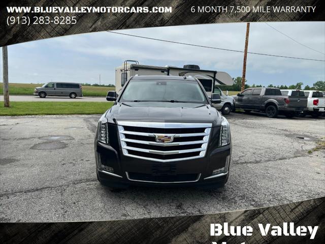 2016 Cadillac Escalade Luxury Collection