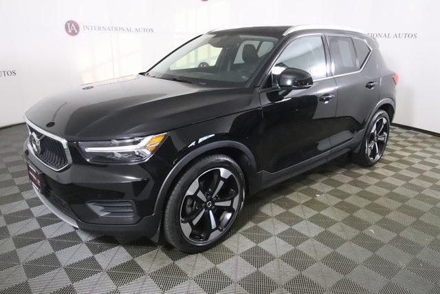 2020 Volvo XC40 T5 Momentum for sale in Tinley Park, IL