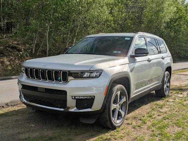 2023 Jeep Grand Cherokee GRAND CHEROKEE L LIMITED 4X4