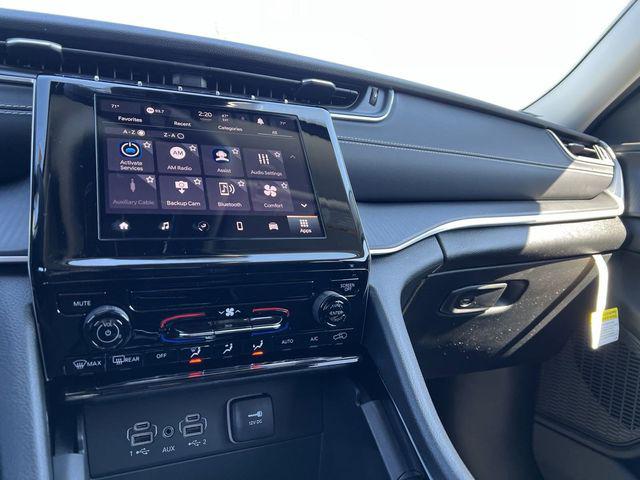 2023 Jeep Grand Cherokee GRAND CHEROKEE L LAREDO 4X4
